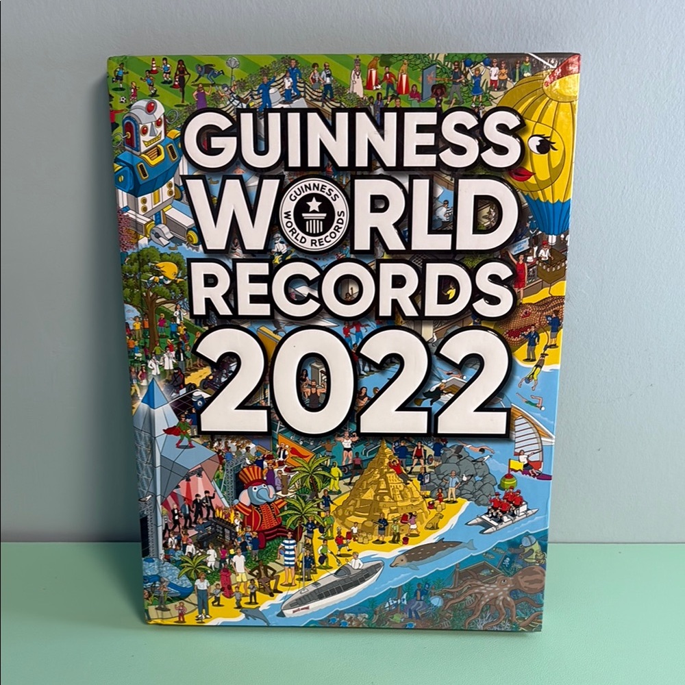 Guinness World Records 2022 Book, Fun Facts, Learning Book, Reading Age 7+